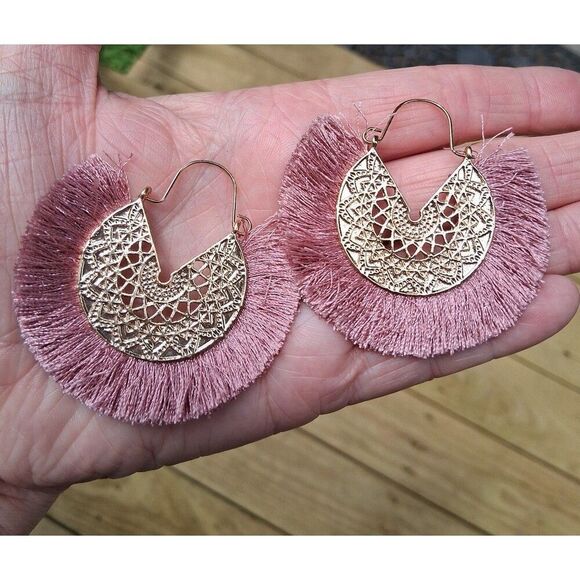 Jewelry - Pink Fringe w/Gold Metal Earrings
